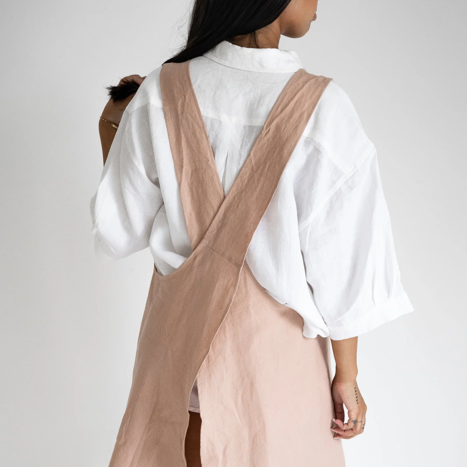 French Flax Linen Apron in Clay - Image 5