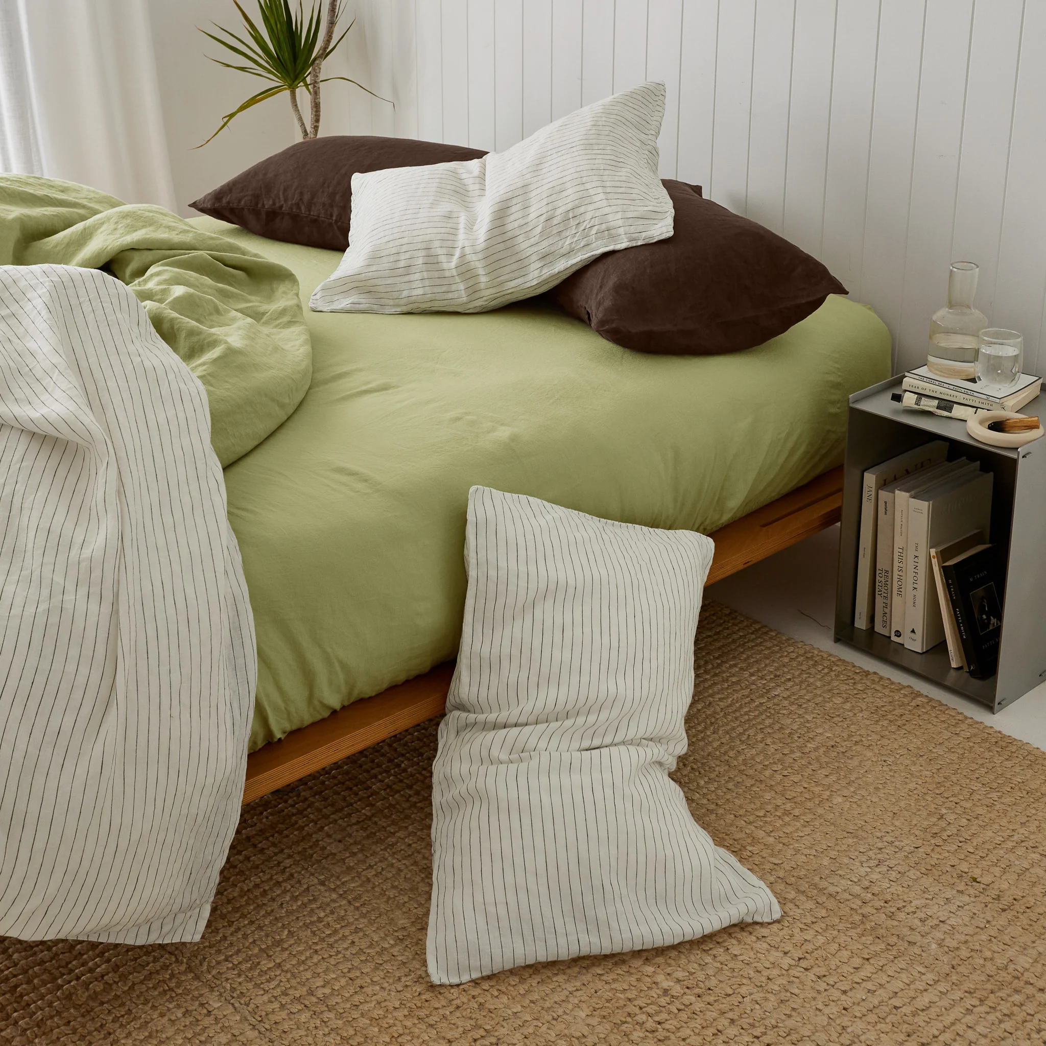 French Flax Linen Fitted Sheet in Matcha - Image 13