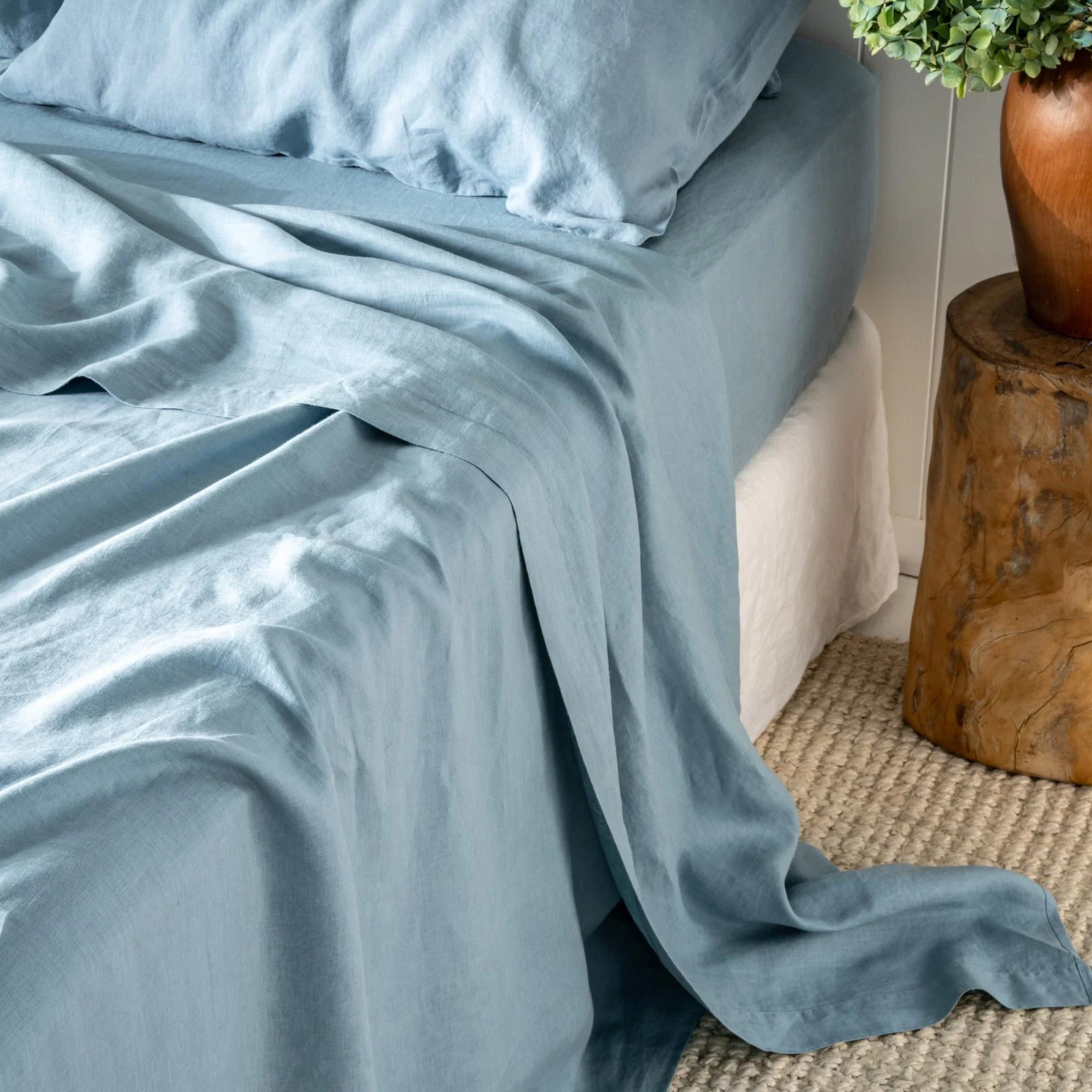 French Flax Linen Flat Sheet in Marine Blue - Image 2