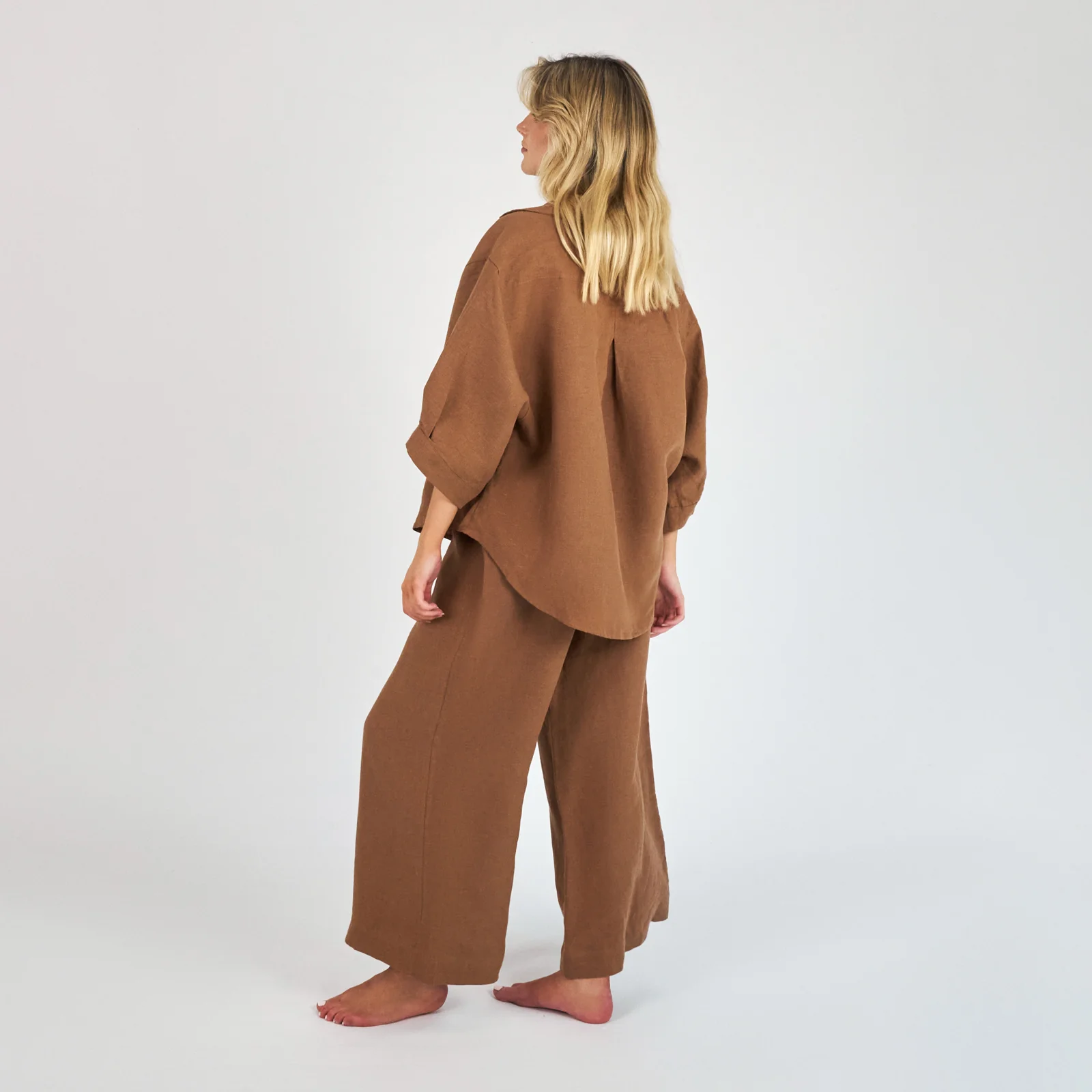 French Flax Linen Lounge Pant in Hazelnut - Image 3