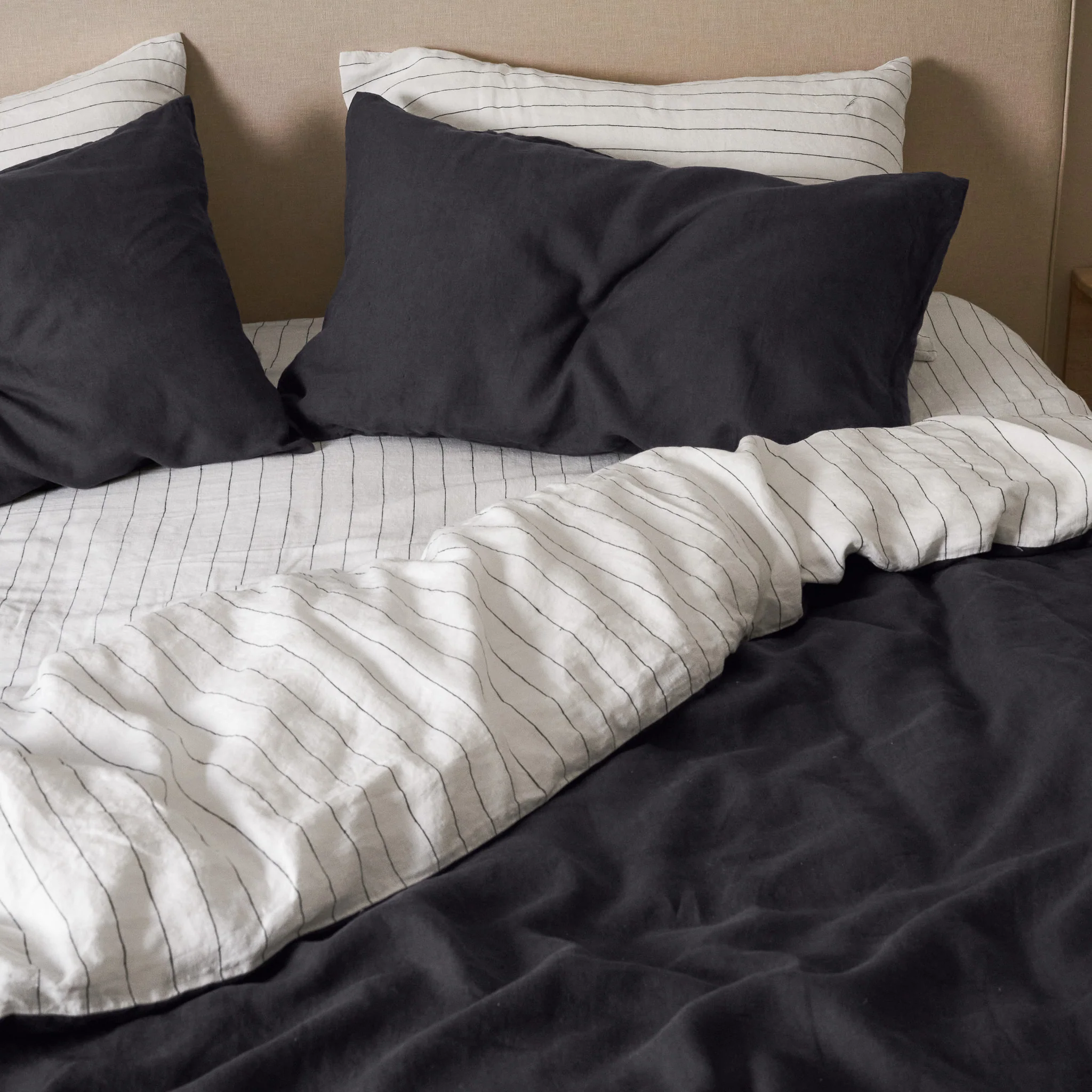 French Flax Linen Pillowcase SET in Charcoal - Image 5