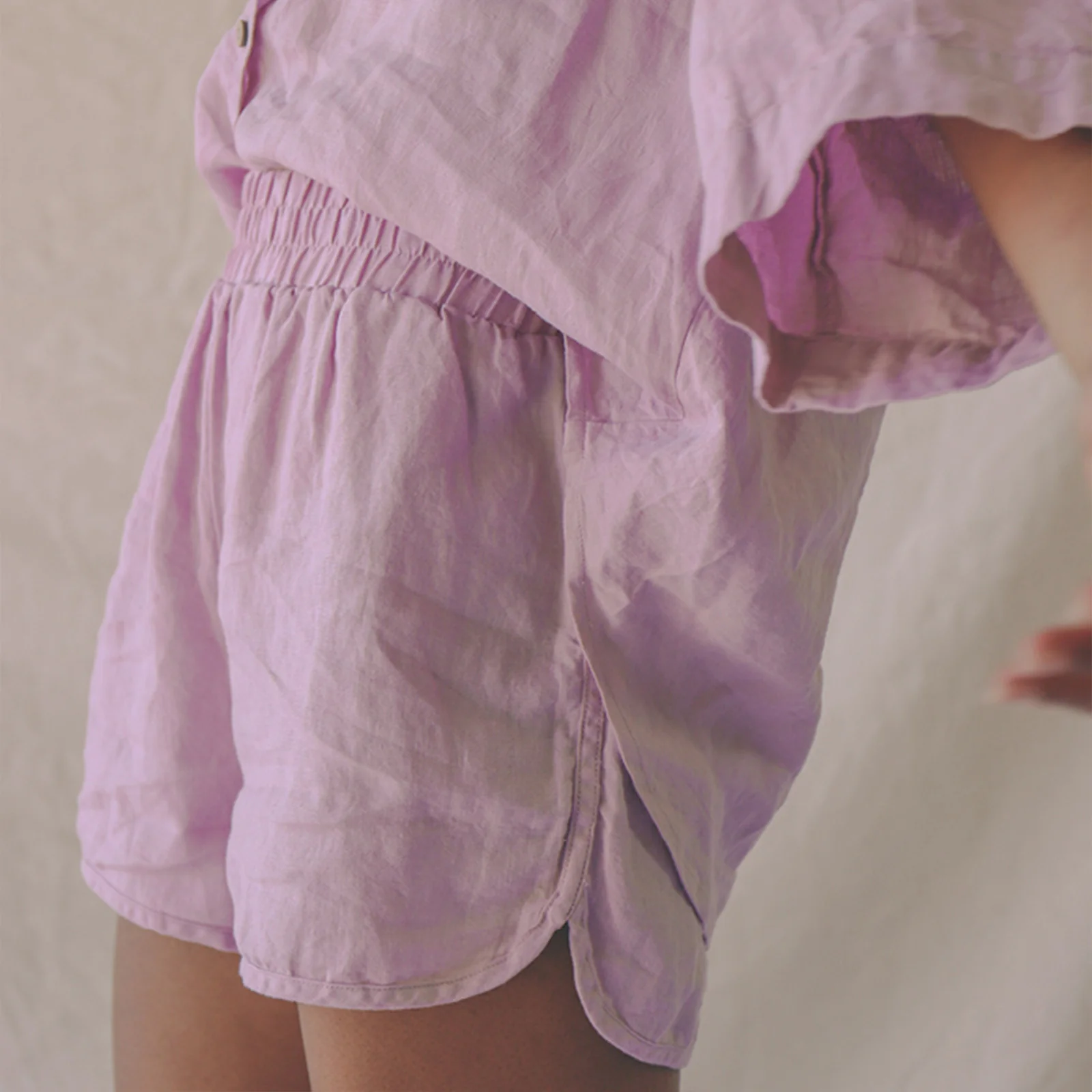 French Flax Linen Relaxed Short in Lilac - Image 9
