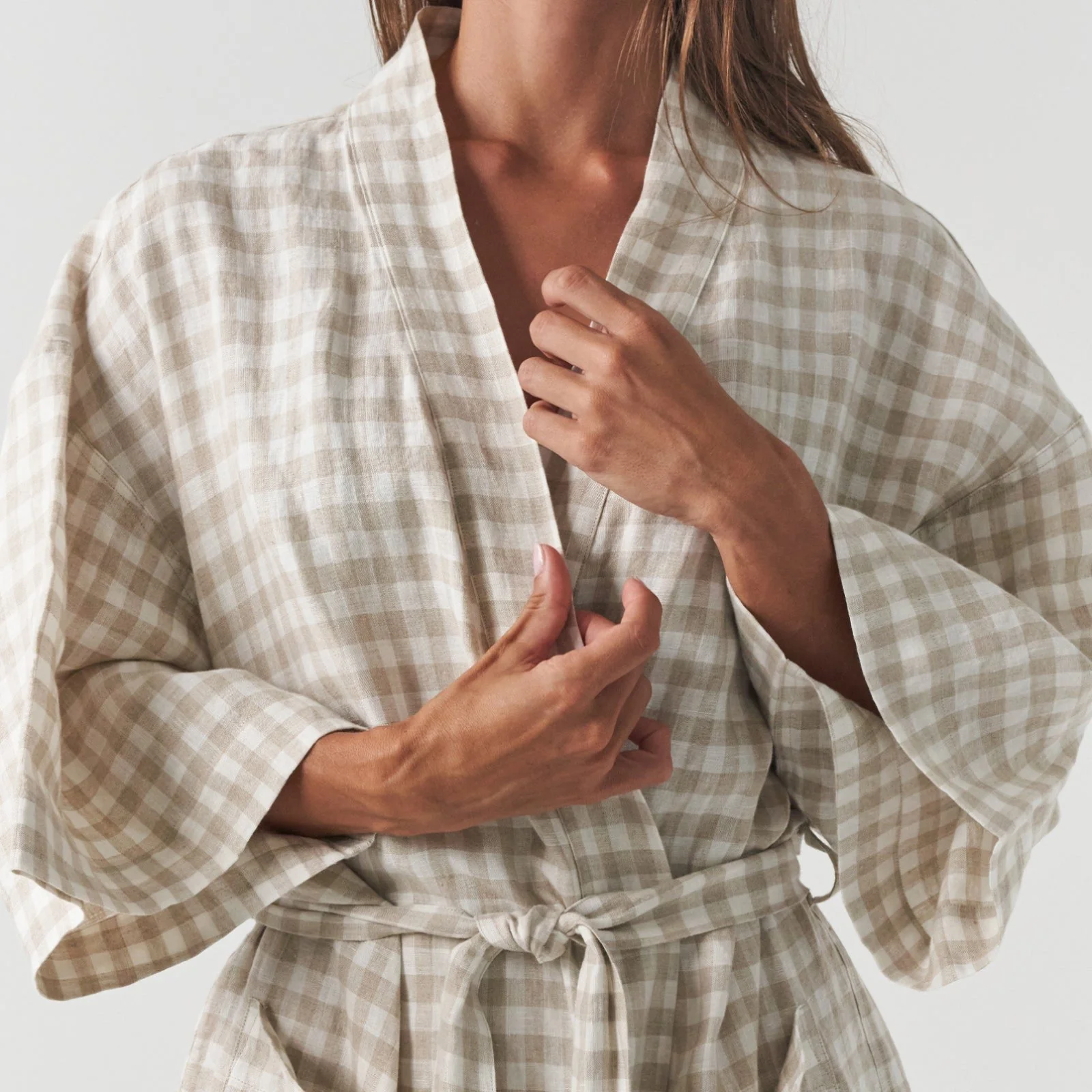 French Flax Linen Robe in Beige Gingham - Image 5