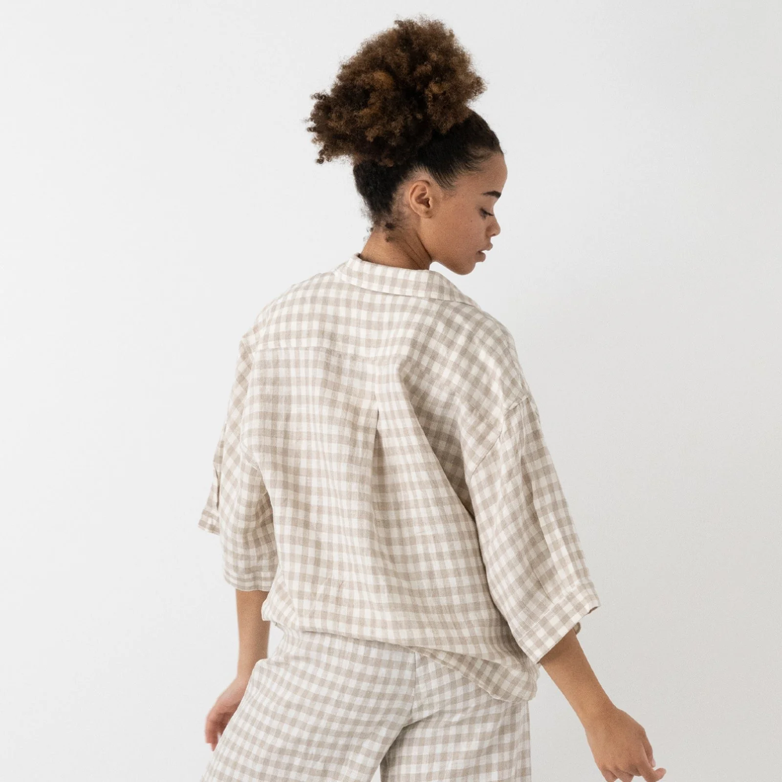 French Flax Linen Ruby Shirt in Beige Gingham - Image 2