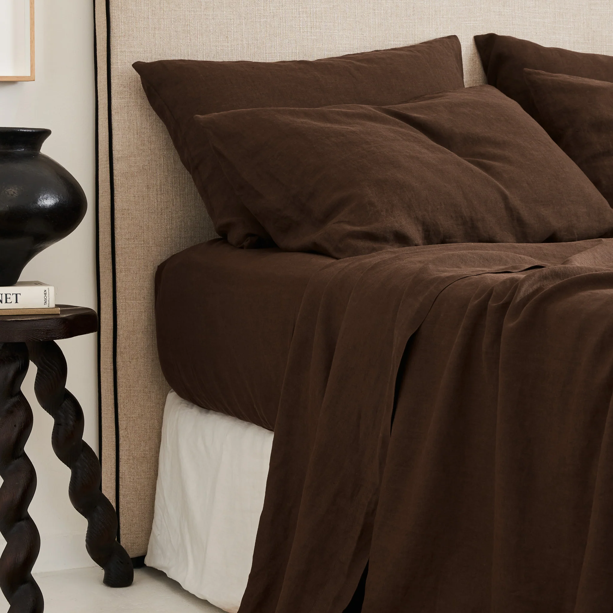 French Flax Linen Sheet Set in Chocolate - Image 4
