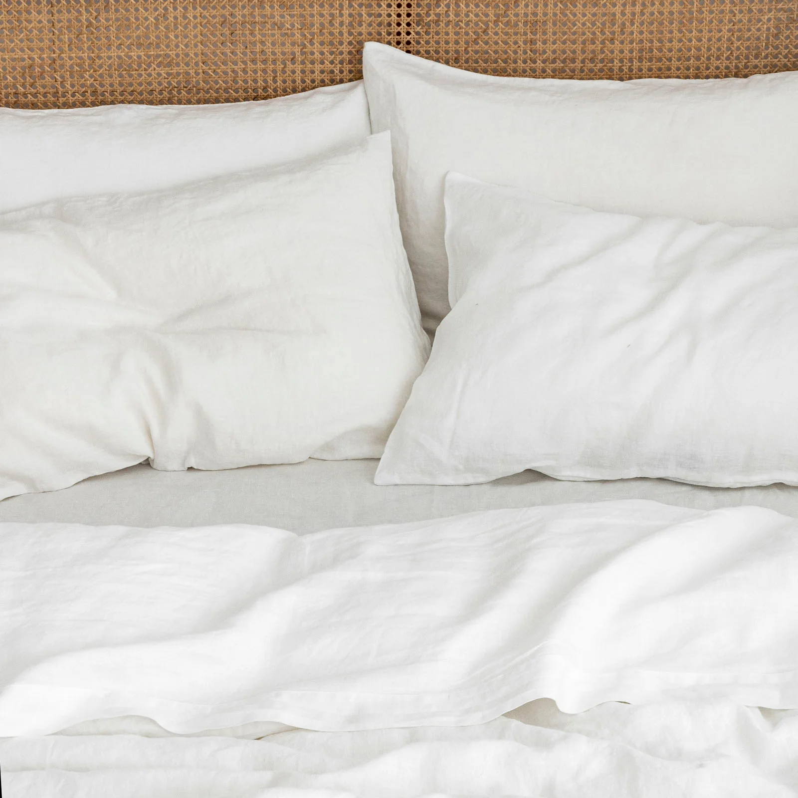 French Flax Linen Sheet Set in White - Image 6